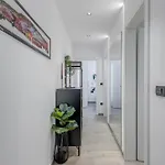 Apartman Modern Two-bedroom Iva Stobrec Split